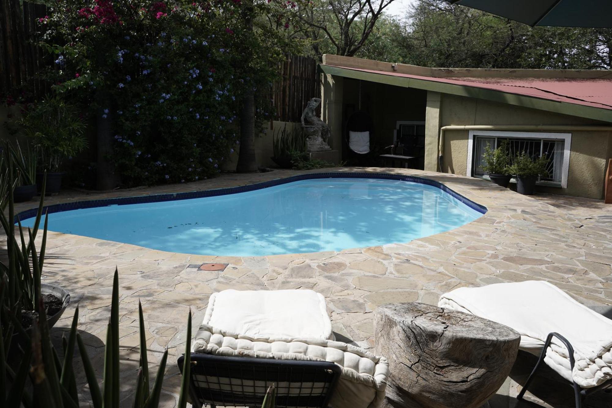 EXQUISITE PRIVATE LUXURY SUITE WITH KING BED at BOKMAKIERIE VILLAS Windhoek Exterior foto